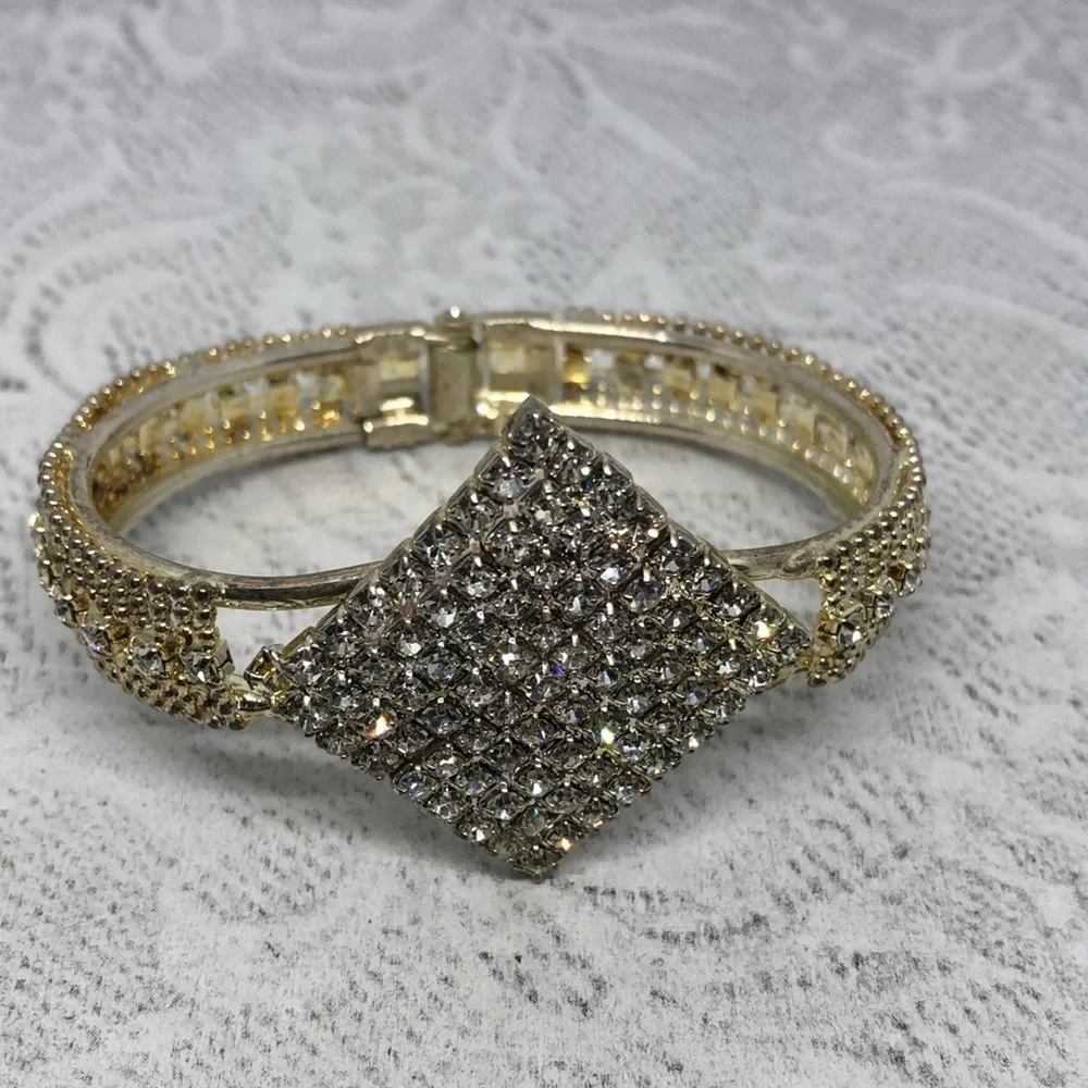 VINTAGE rhinestone statement glam art deco style clamper hinge formal bracelet.